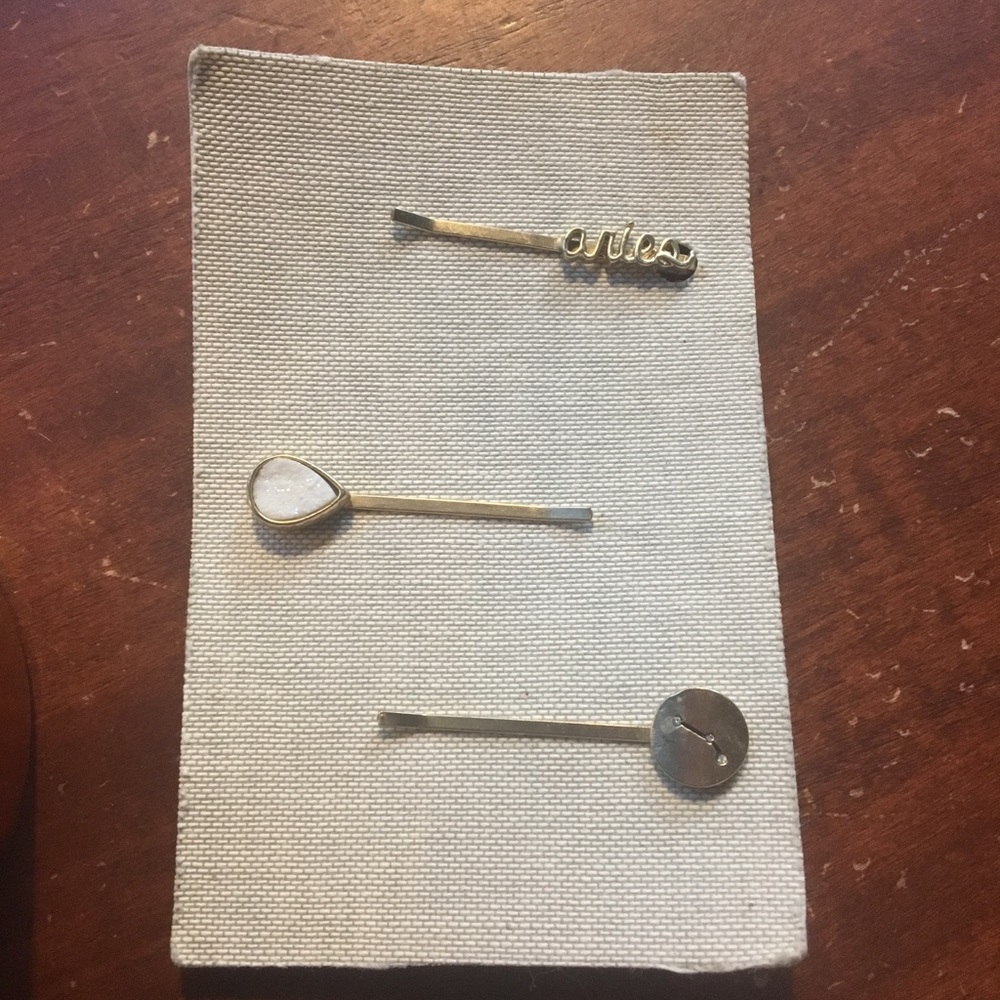 Anthropologie hair pins - Picture 1 of 3